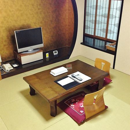 Plaza Fuyo Hotel Fukuoka  Exterior foto